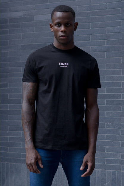 POLERA URZAN ESSENTIALS NEGRA
